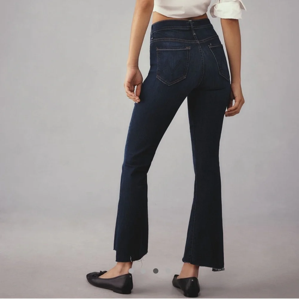 MOTHER The Insider‎ Crop Step Fray Jeans in Off Limits Size 28 - Picture 3 of 11